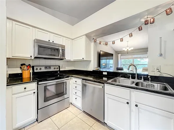 $359,900 | 10617 Lake Ralph Drive, Clermont, FL 34711