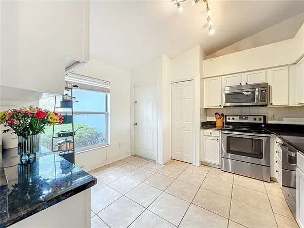 $359,900 | 10617 Lake Ralph Drive, Clermont, FL 34711