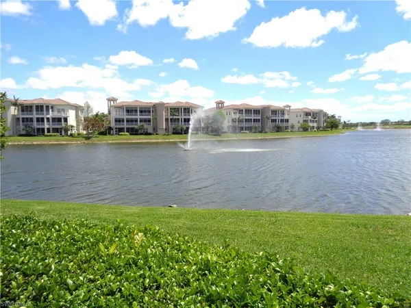 $7,900 | 734 Regency Reserve Circle, Unit 2701, Naples, FL 34119