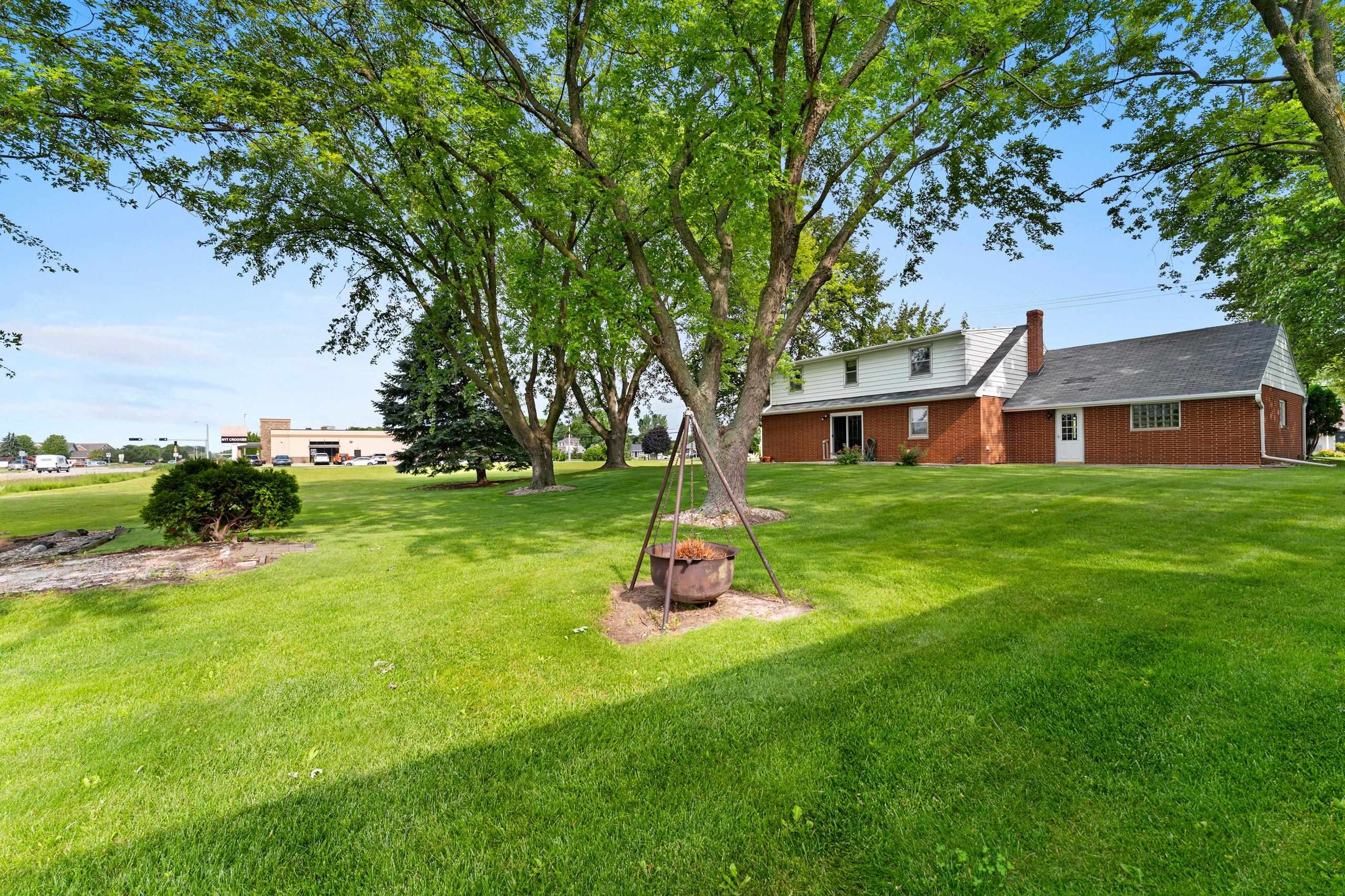 3024 Finger Road Green Bay, WI 54311 - Photo 9 of 74