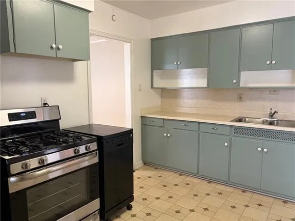 $1,800 | 804 Canton Street, Jefferson, LA 70121