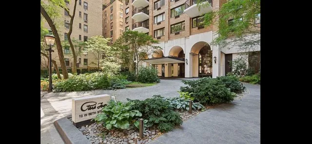 $1,695,000 | 10 West 66th Street, Unit 30G | Upper West Side