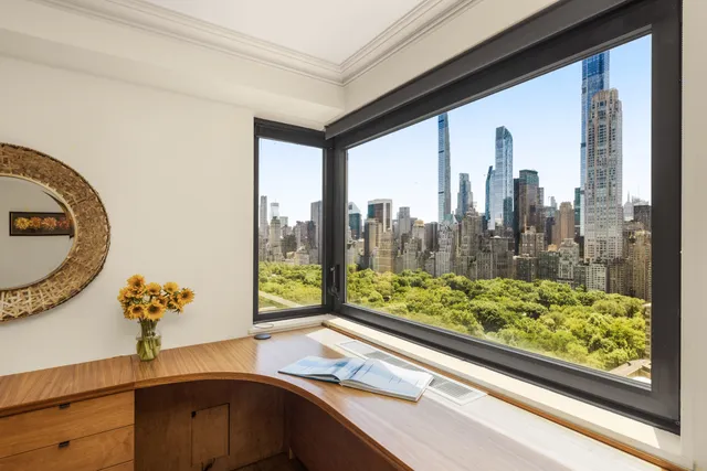 $1,695,000 | 10 West 66th Street, Unit 30G | Upper West Side