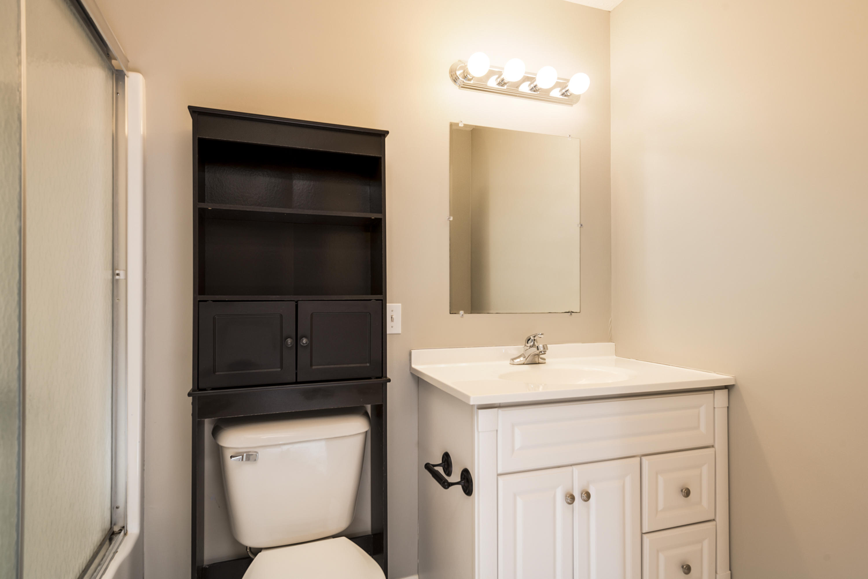 115 Marietta Circle Oak Ridge, TN 37830 - Photo 14 of 22 Master bath