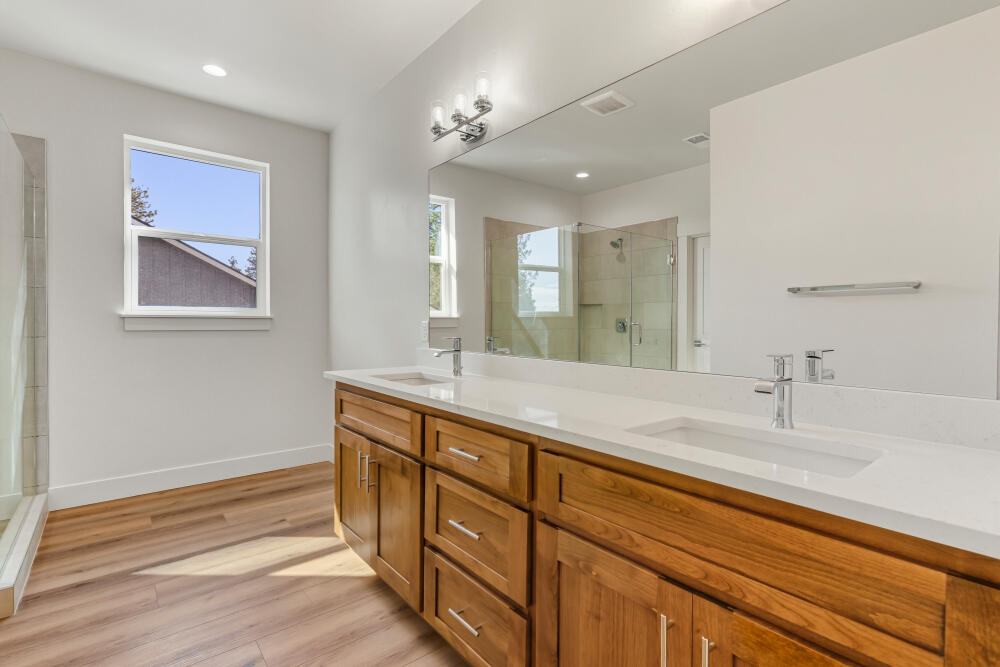 1092 Timber Ridge Loop Klamath Falls, OR 97601 - Photo 68 of 79