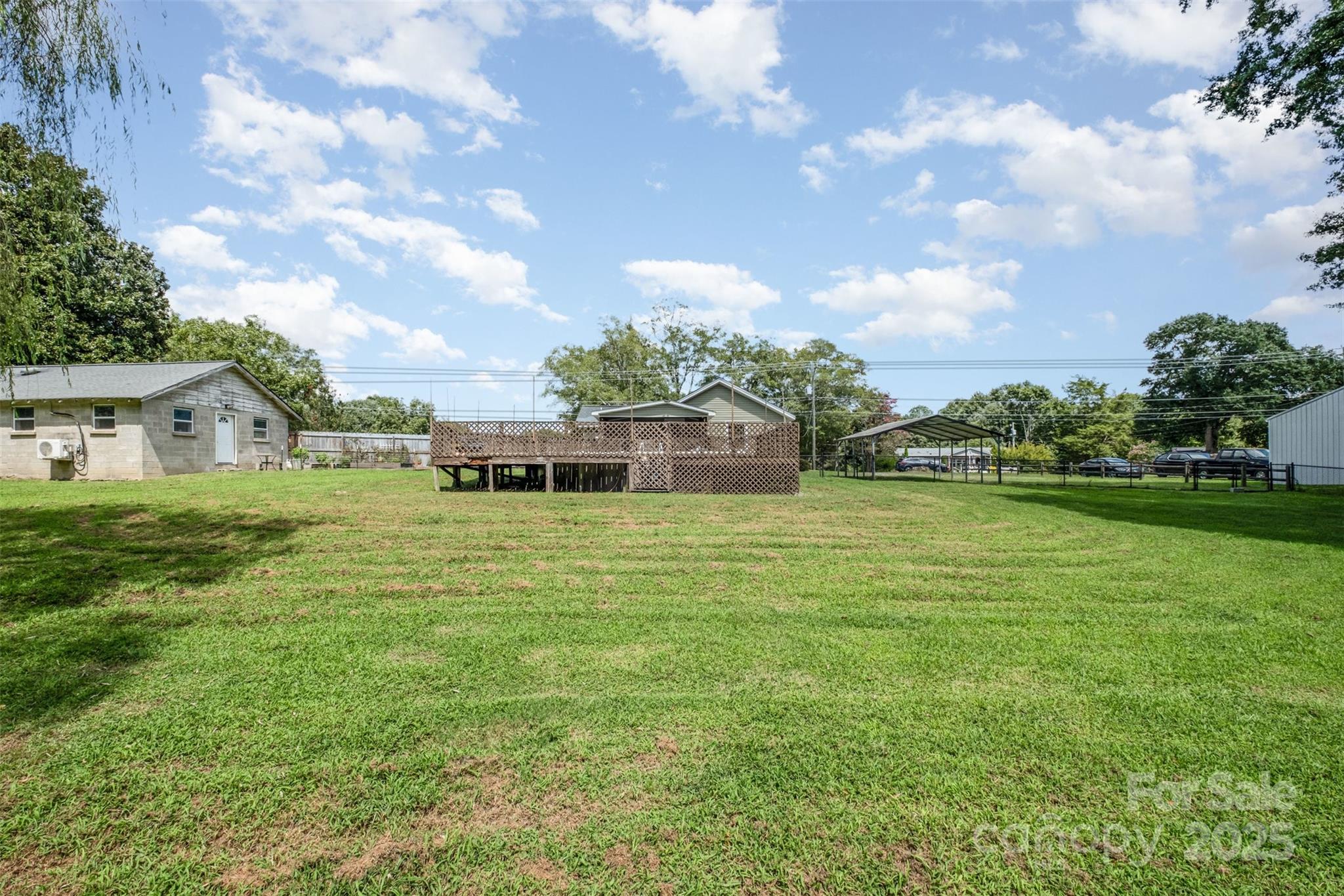 811 Cleveland Avenue Grover, NC 28073 - Photo 31 of 43 a front view of a house with garden