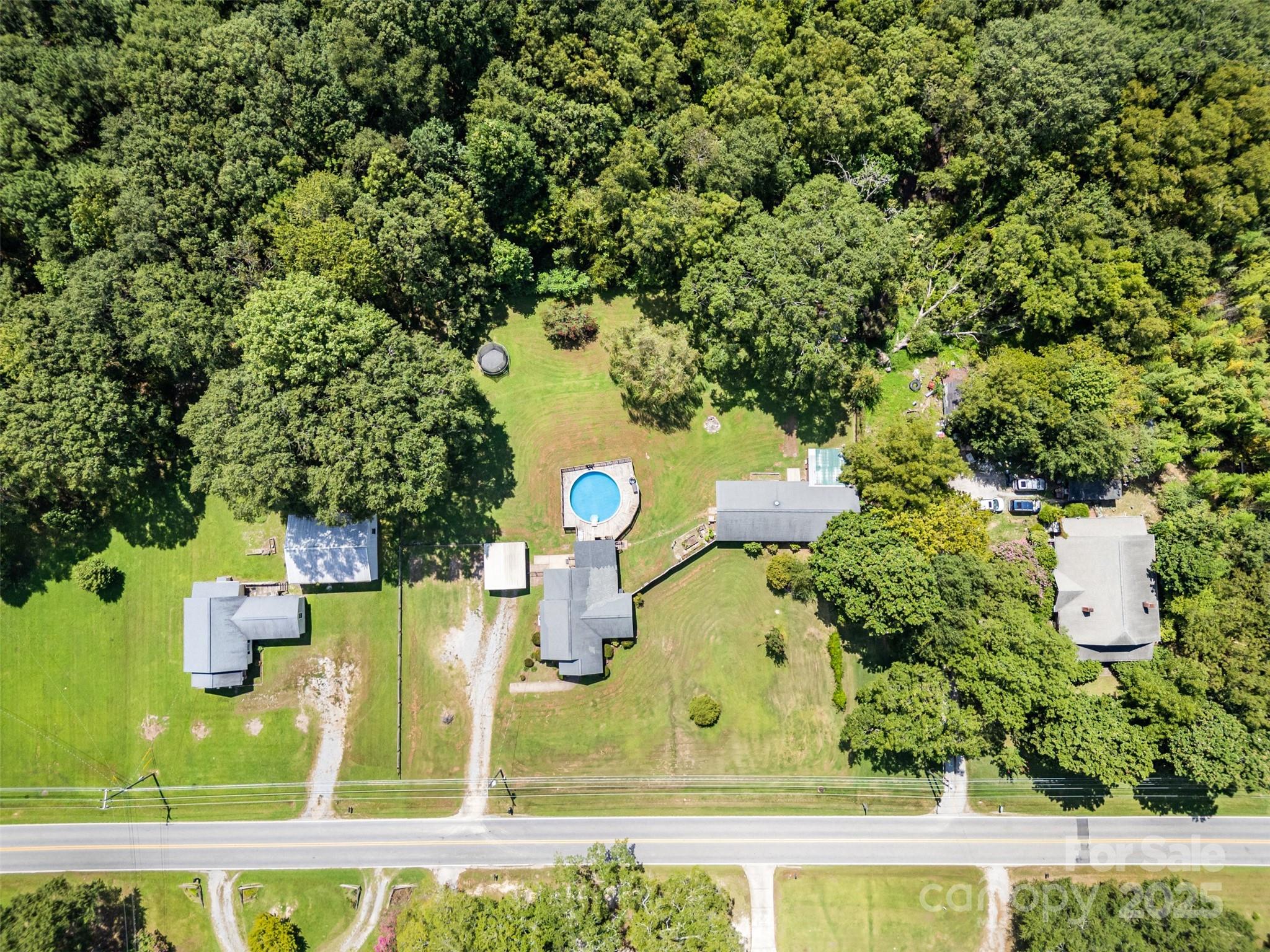 811 Cleveland Avenue Grover, NC 28073 - Photo 42 of 43 an aerial view of a house with a yard