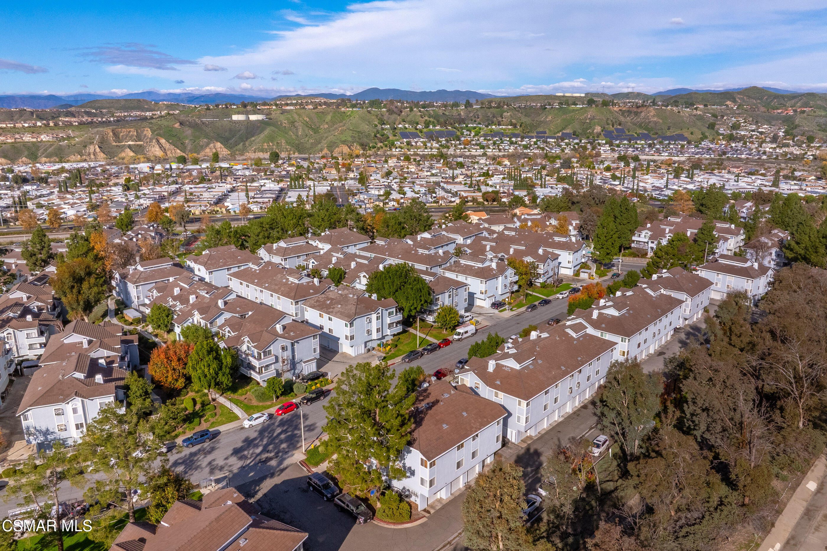 20342 Rue Crevier, Unit 613 Canyon Country, CA 91351 - Photo 29 of 36 view of city and mountain