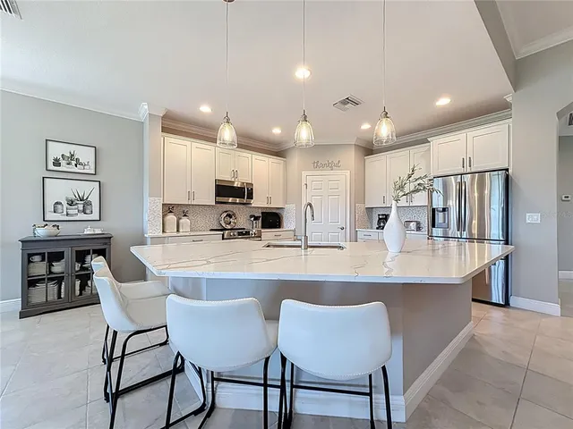 $659,000 | 202 Bella Vista Terrace, Unit D, North Venice, FL 34275