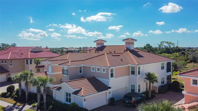 $659,000 | 202 Bella Vista Terrace, Unit D, North Venice, FL 34275
