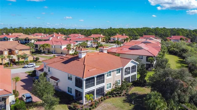 $659,000 | 202 Bella Vista Terrace, Unit D, North Venice, FL 34275