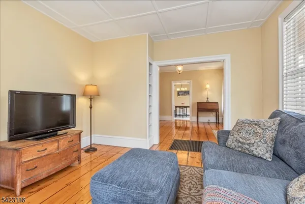 $515,000 | 40 Franklin Street, Somerset, NJ 08873