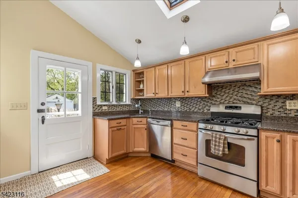 $515,000 | 40 Franklin Street, Somerset, NJ 08873
