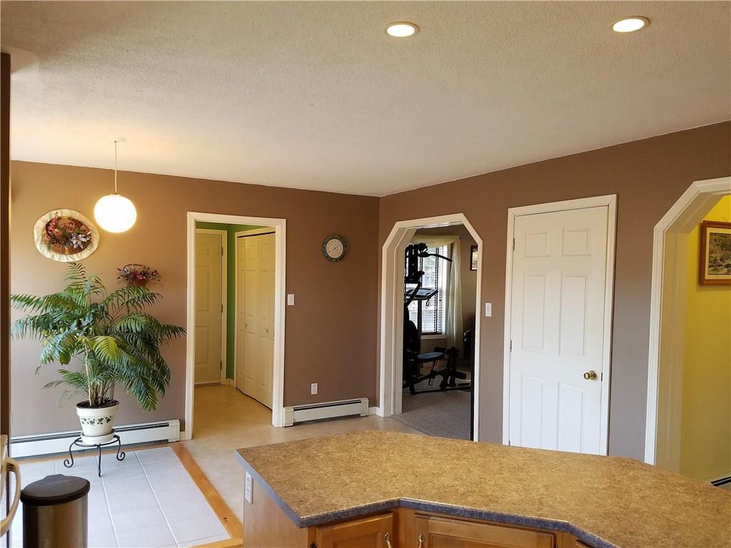 50 Ridgeview Drive Thomaston, ME 04861 - Photo 5 of 35 Photo