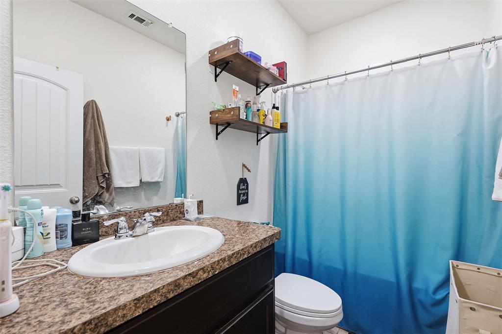 821 Rutherford Drive Crowley, TX 76036 - Photo 8 of 28 Gallery Image 8