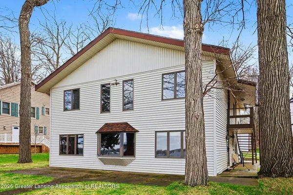 $525,000 | 2321 Country Club Way, Albion, MI 49224