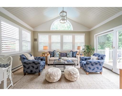 7 Applegate Lane Reading, MA 01867 - Photo 5 of 25 Gallery Image 5