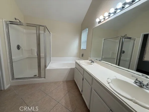 $3,000 | 5696 Pine Avenue North, San Bernardino, CA 92407