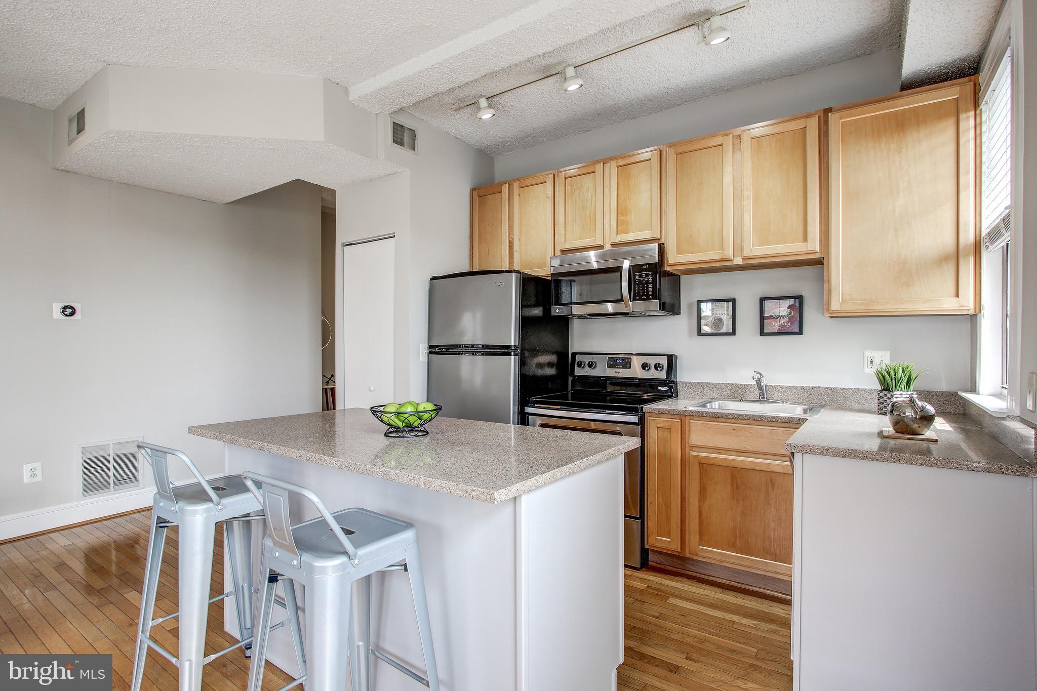 1401 Columbia Road Northwest, Unit 305 Washington, DC 20009 - Photo 14 of 40
