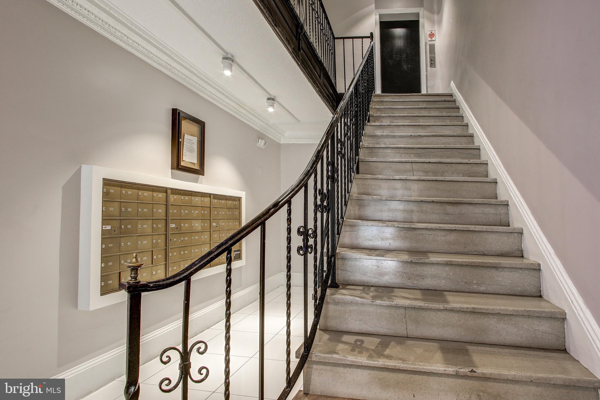 1401 Columbia Road Northwest, Unit 305 Washington, DC 20009 - Photo 27 of 40