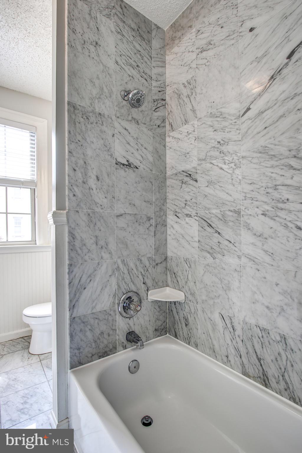 1401 Columbia Road Northwest, Unit 305 Washington, DC 20009 - Photo 7 of 40