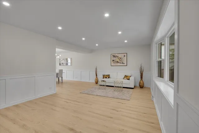 $699,500 | 1109 71st Street, Darien, IL 60561