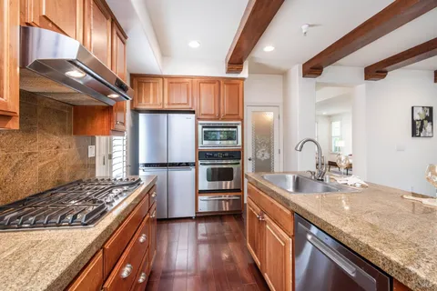 $1,888,000 | 920 2nd Street East, Sonoma, CA 95476