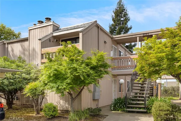 $179,000 | 2220 Notre Dame Boulevard, Unit 5, Chico, CA 95928