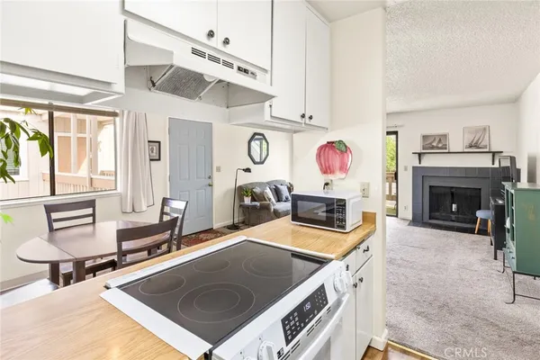 $179,000 | 2220 Notre Dame Boulevard, Unit 5, Chico, CA 95928
