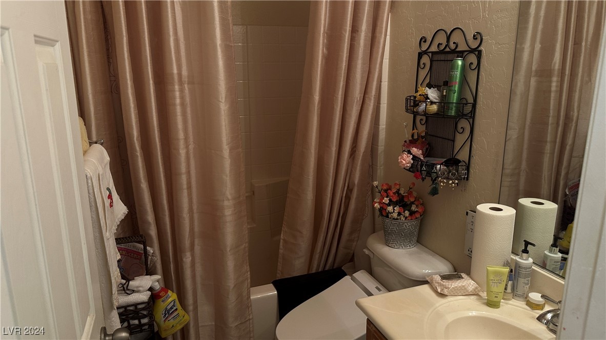 2675 Lochleven Way Henderson, NV 89044 - Photo 8 of 12