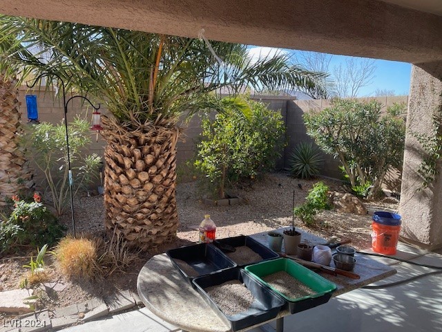 2675 Lochleven Way Henderson, NV 89044 - Photo 9 of 12