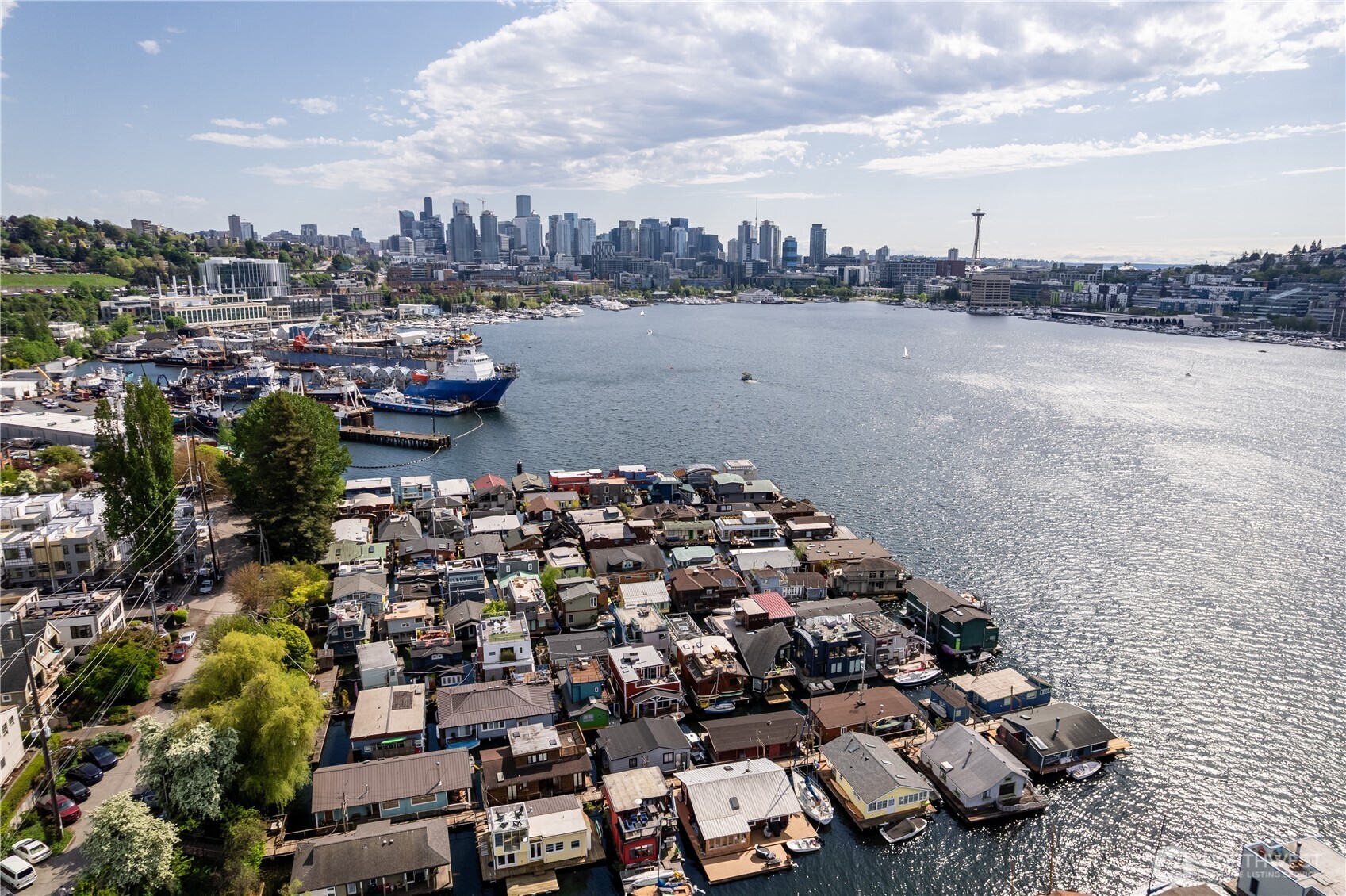 2035 Fairview Avenue East, Unit D Seattle, WA 98102 - Photo 2 of 28