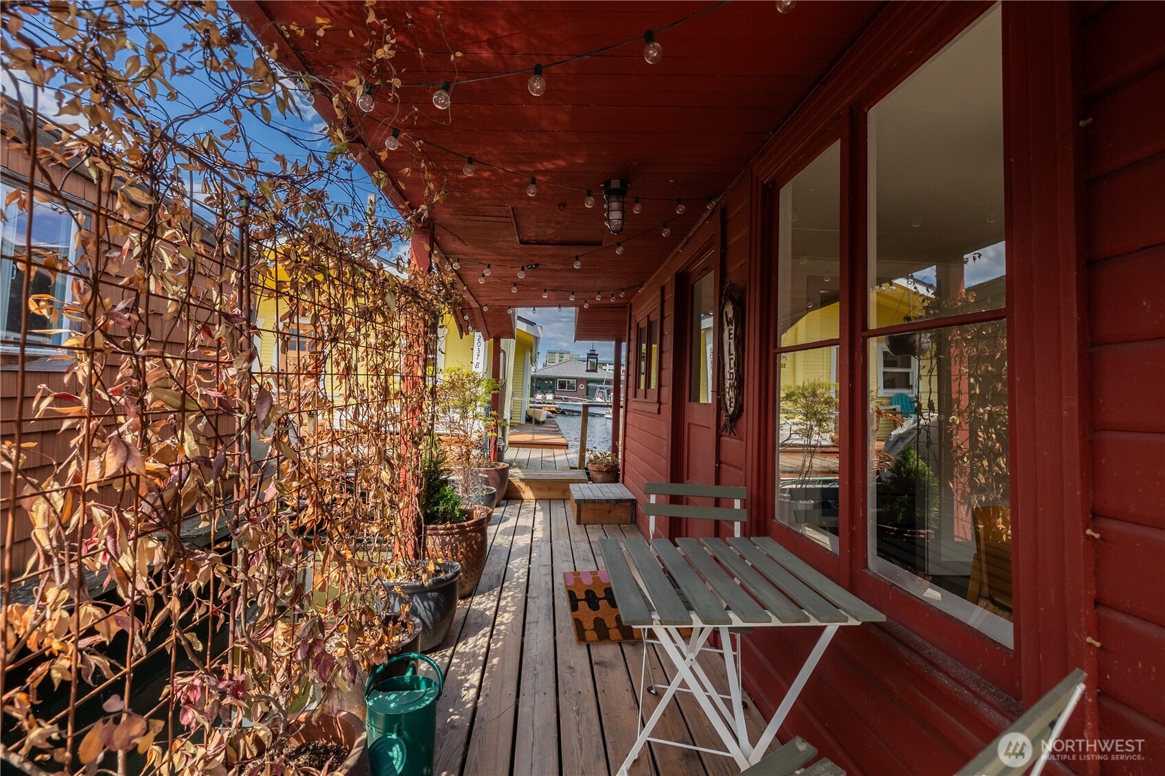 2035 Fairview Avenue East, Unit D Seattle, WA 98102 - Photo 24 of 28