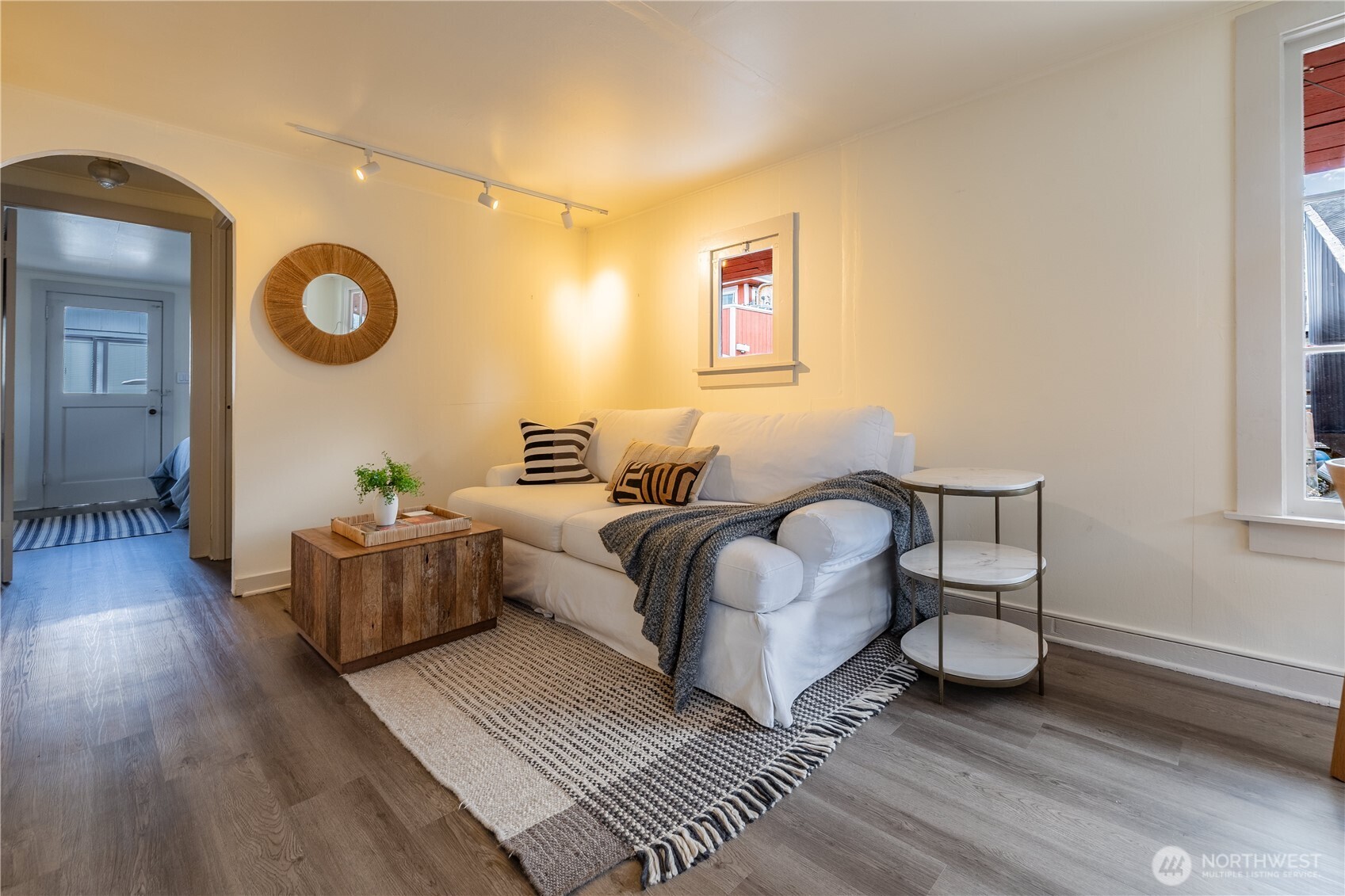 2035 Fairview Avenue East, Unit D Seattle, WA 98102 - Photo 5 of 28