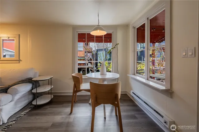 $425,000 | 2035 Fairview Avenue East, Unit D, Seattle, WA 98102