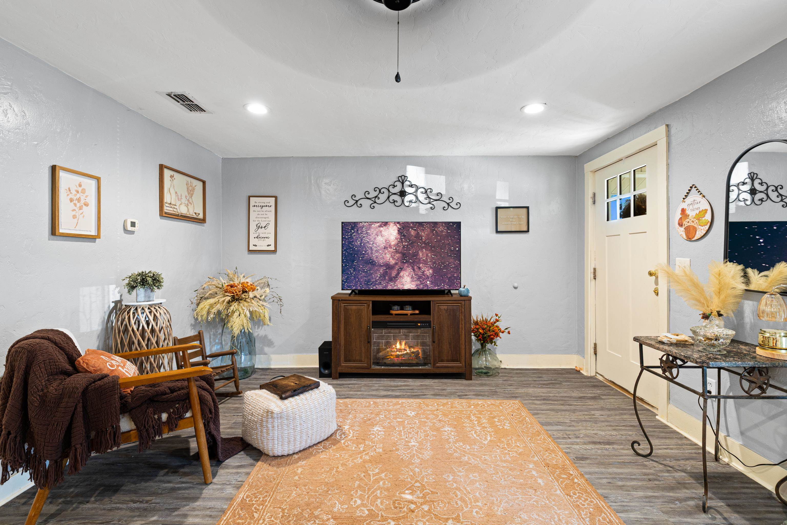 2901 Stone Road Kilgore, TX 75662 - Photo 9 of 38 Gallery Image 9