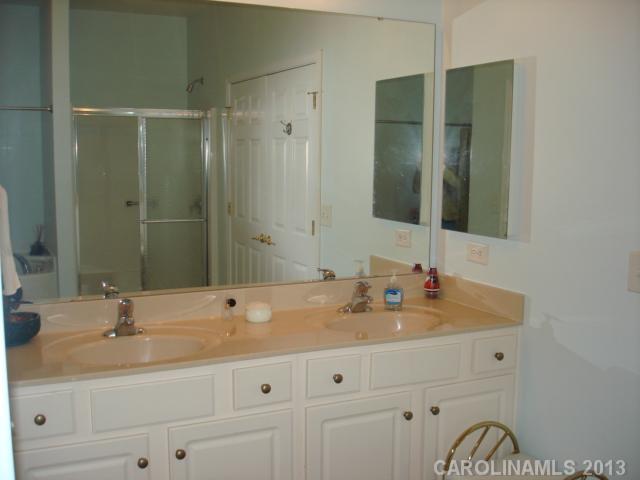 1654 Onyx Ridge, Unit 121 Fort Mill, SC 29708 - Photo 10 of 14
