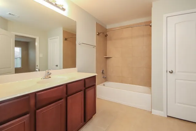 $2,045 | 2131 Golden Topaz Drive, Rosharon, TX 77583