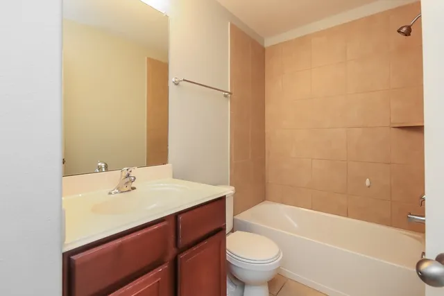 $2,045 | 2131 Golden Topaz Drive, Rosharon, TX 77583