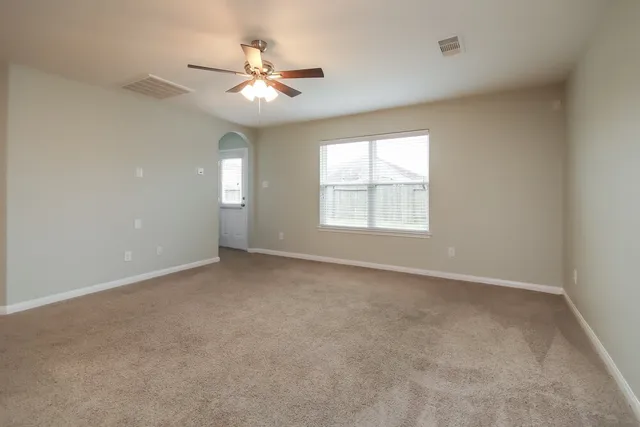 $2,045 | 2131 Golden Topaz Drive, Rosharon, TX 77583