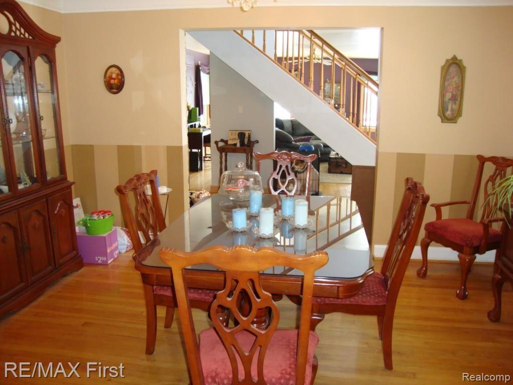 1763 Severn Road Grosse Pointe, MI 48236 - Photo 6 of 35 DSC05096.jpg