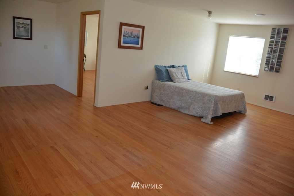 632 Maple Street Edmonds, WA 98020 - Photo 10 of 24