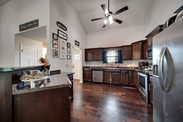 $329,900 | 107 Tanesha Court, Portland, TN 37148