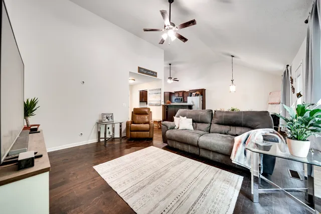 $329,900 | 107 Tanesha Court, Portland, TN 37148