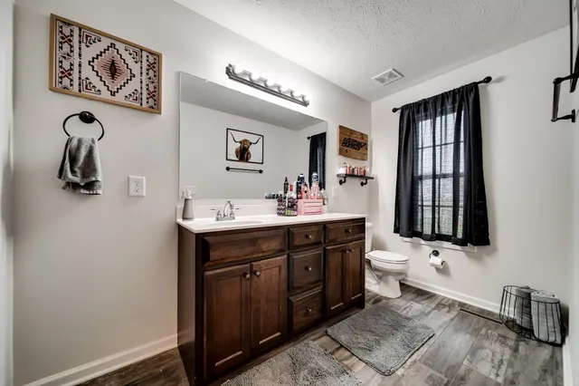 $329,900 | 107 Tanesha Court, Portland, TN 37148