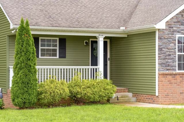 $329,900 | 107 Tanesha Court, Portland, TN 37148