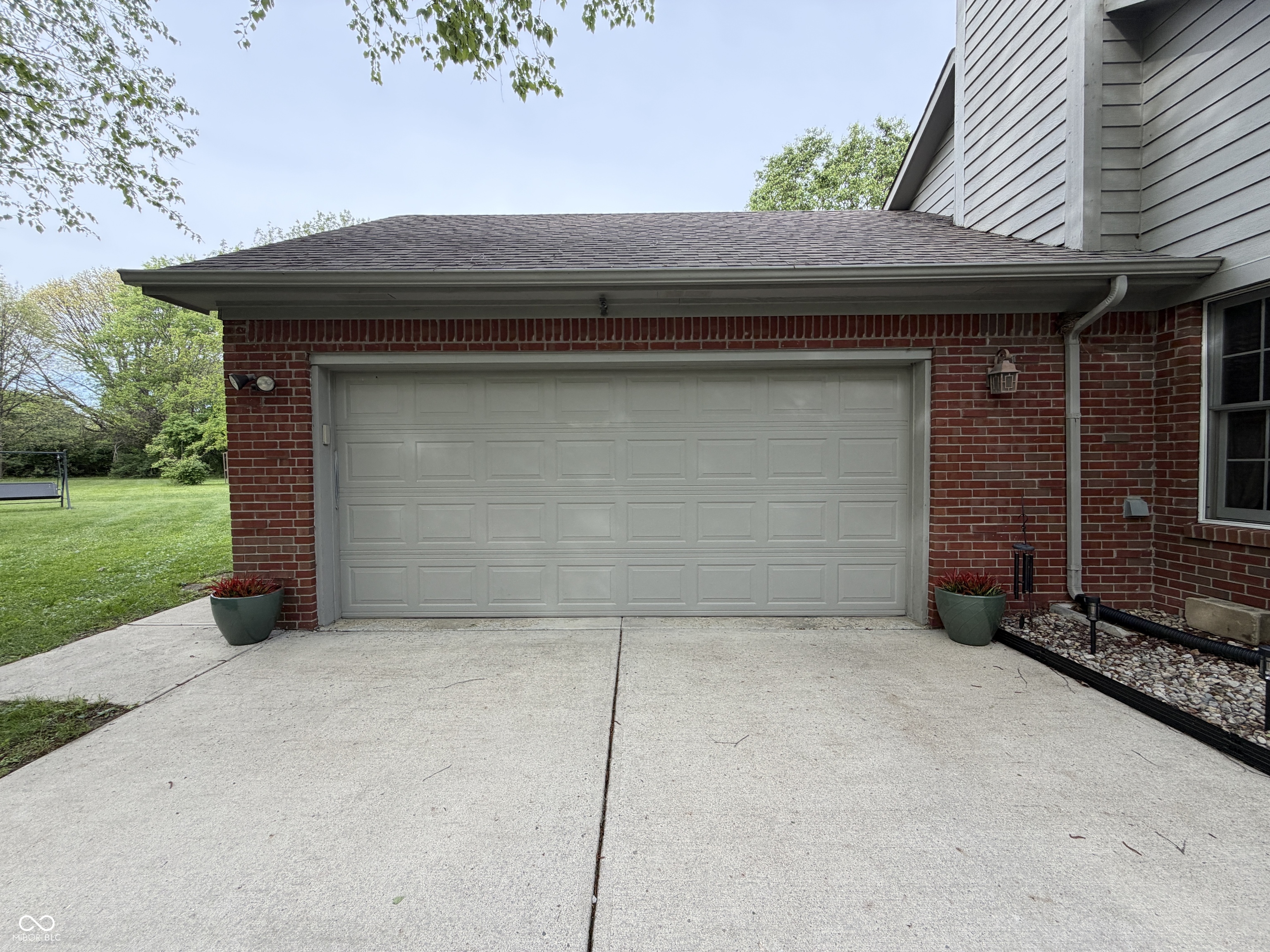 9236 Crawfordsville Road Indianapolis, IN 46234 - Photo 9 of 81