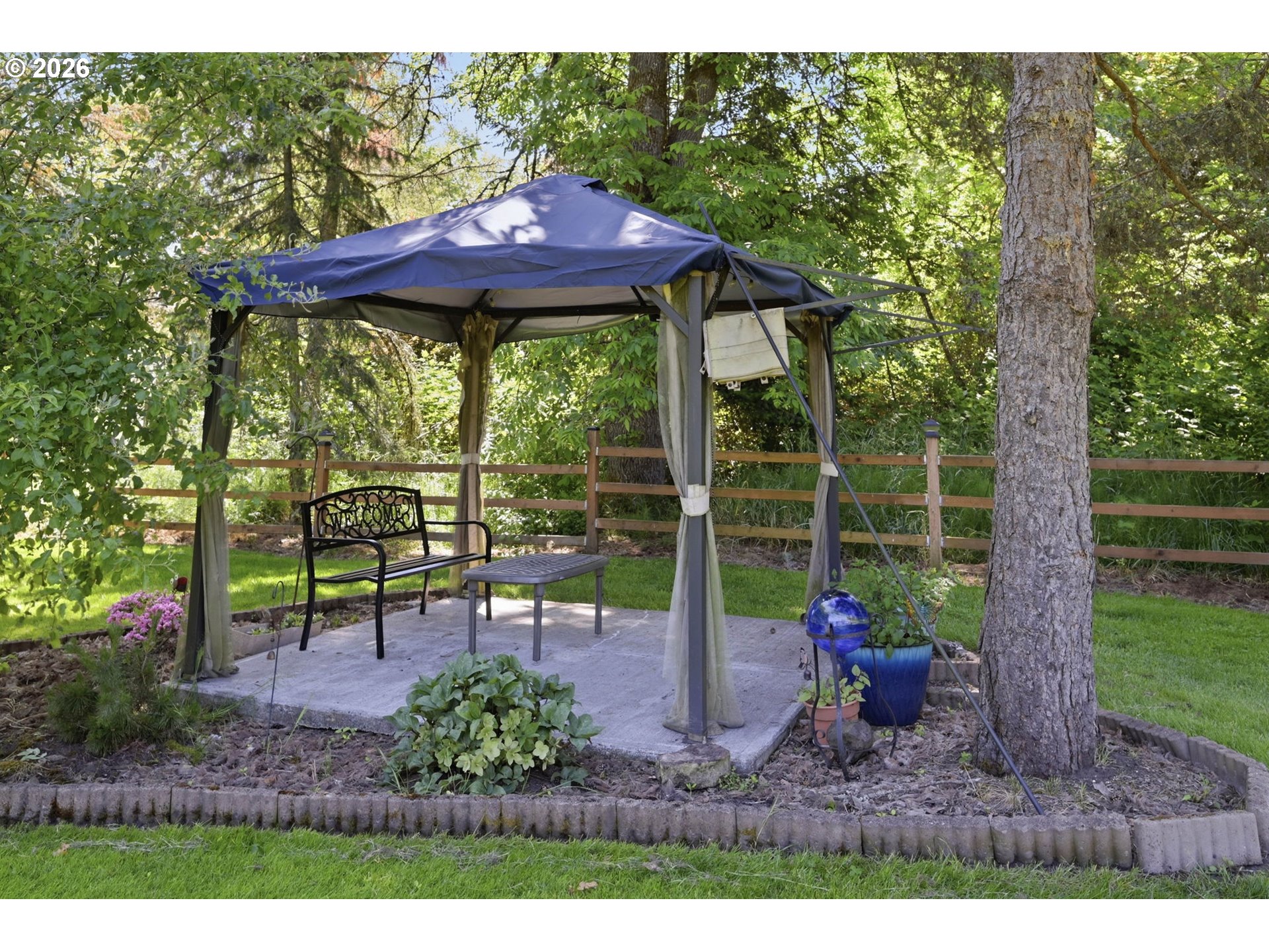 29778 Gimpl Hill Road Eugene, OR 97405 - Photo 35 of 43 a view of a bench in the garden