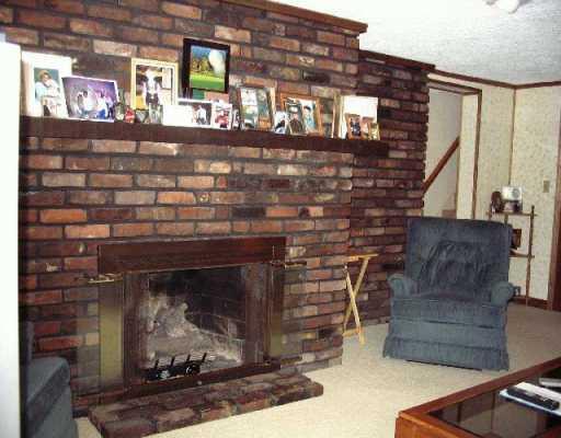 113 Firestone Road Greensburg, PA 15601 - Photo 4 of 8 Den/Family/Great Room.