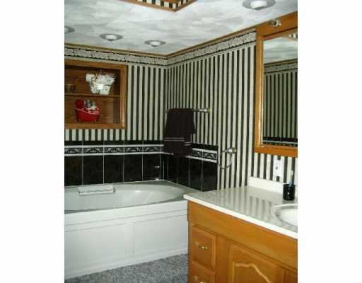113 Firestone Road Greensburg, PA 15601 - Photo 5 of 8 Master Bath/Spa.